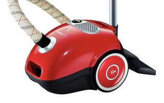 Пылесос Bosch BSGL2MOVE8