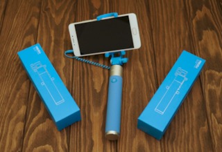 Аксессуар для мобильного телефона Meizu SELFIE STICK Штатив для селфи синий, проводной, 20-98 см