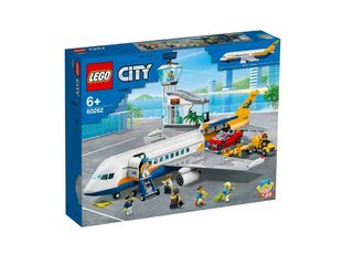 Конструктор LEGO City Пассажирский самолёт 60262 (6+)