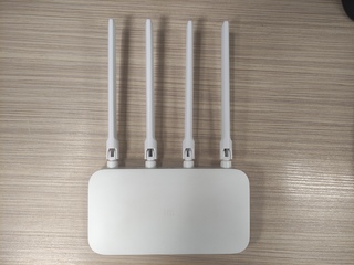 9621 Б/У Маршрутизатор Xiaomi Mi WiFi Router 4A 10/100BASE-TX (гарантия 14 дней)