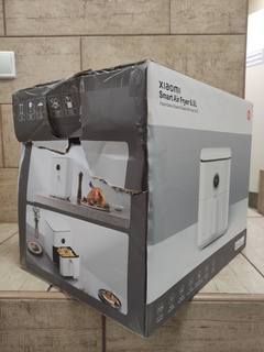 Уценка Аэрогриль Xiaomi Mi Smart Air Fryer 6.5L белая BHR7358EU (поврежденная упаковка)