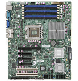 Аксессуары для MBD-X8ST3-F-B (включают заглушку, диск с драйверами, кабеля)