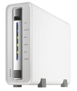 Сетевой накопитель QNAP TS-112 с одним отсеком для жесткого диска.  Marvell 1.2 ГГц