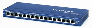 Коммутатор Netgear (FS116GE) 16-портовый 10/100BaseTx с внешним блоком питания