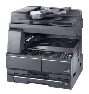 МФУ Kyocera лазерный TASKalfa 180 A3 18стр A4 копир. !!!Без крышки Cover (E)
