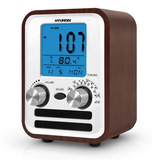 Радиоприемник Hyundai H-1626 темное дерево