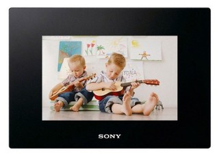 Цифровая фоторамка Sony TFT 7" DPFD720 QVGA 128Mb