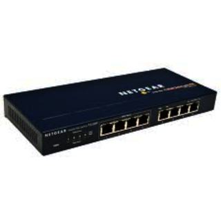 Коммутатор Netgear (FS108PEU) 8-портовый 10/100 Мбит/с, 4 порта с PoE, внешний БП