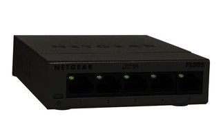 Коммутатор Netgear (FS305-100PES) 5-портовый 10/100Мбит/с. металлический корпус