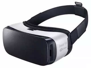 Очки виртуальной реальности Samsung Galaxy Gear VR SM-R322 белый/черный (SM-R322NZWASER)